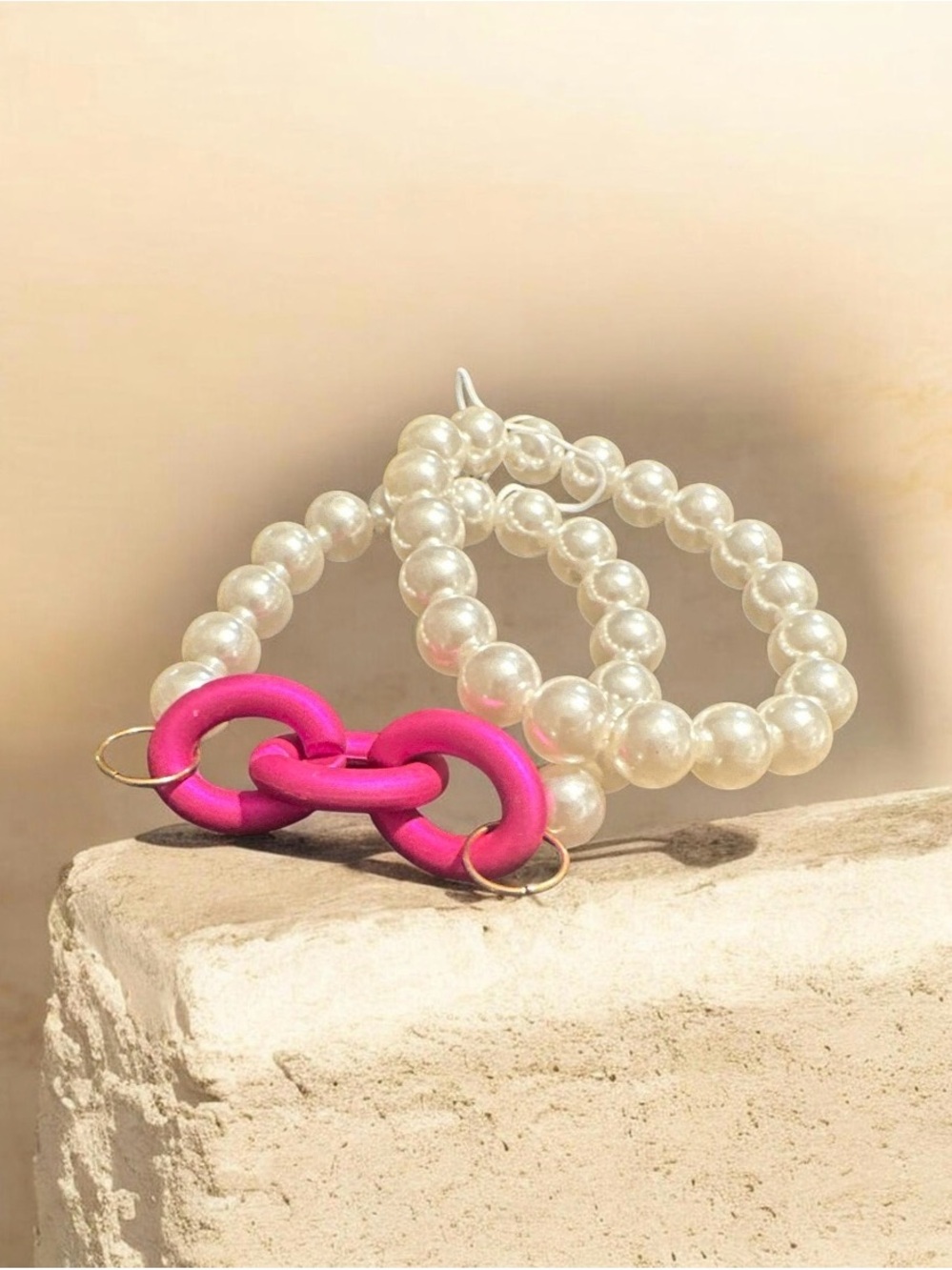 Pearl Beaded Bracelet with Hot Pink Link Accent
468